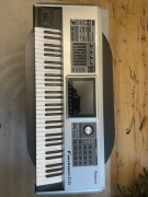 Roland fantom g6