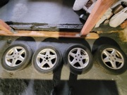 Koła R15 z dobrymi oponami uniroyal rainexpert 3 195/65. 750 zł do nego