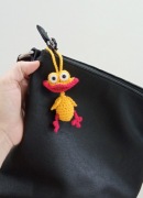 Śmieszna kaczka wykonana na szydełku, brelok 