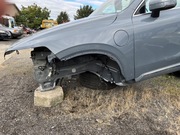 Błotnik lewy Volvo XC90 T8 Hybryda kod lakieru 728