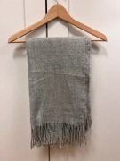 Szary szalik 170x52 cm