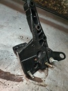 Łapa silnika Renault Safrane 2.1 TD 7700599582