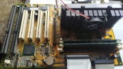 Płyta BX z procesorem PENTIUM II 333 z karta graf 740  z kartą muz ram 