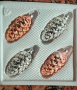 Bombki prl szyszki nowe w stylu retro