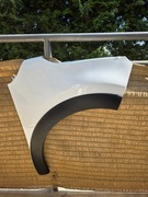 BŁOTNIK PRAWY PRZÓD CITROEN C3 III LISTWA 16-