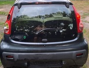 Peugeot 107 citroen c1 klapa bagaznika zderzak