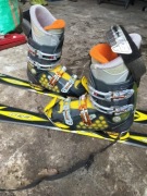 Krótkie narty elana z butami