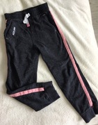 Spodnie dresowe dla dziewczynki 7-8 lat