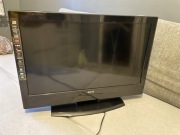 TV LCD Akai AKFL2671H 26" + Dekoder DVB-T2 Alma 2820