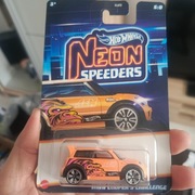 Hot wheels neon speeders mini cooper s challenge