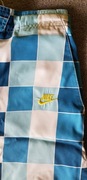 Spodenki krotkie chłopięce NIKE r. 152