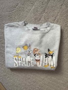 Szara bluza z kultowym motywem Space Jam