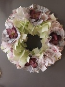 Wianek całoroczny, średnica 30 cm.