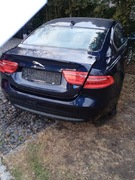 Jaguar xe 2015 rok zderzak tylny kompletny JBM kolor