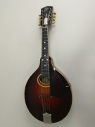 Mandolina GIBSON A-4 z 1918 roku z futerałem cudo