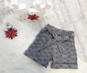 Spodenki szare w kratkę 122/128