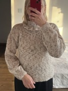 Bluzka z ozdobnym kołnierzem