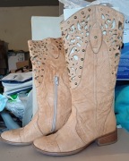 Kozaki ażurowe Gino Rossi r.38