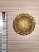 Metalowy element dekoracyjny, Mosiężny. Kwiat, rozetka