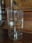 Szklana zlewka laboratoryjna z lat 80-tych-PRL TERMISIL- WOŁOMIN poj. 400ml