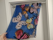 Lekka chusta bardzo wzorzysta kolorowe motyle