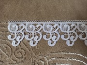 koronka gipiura 157 cm x 6-8 cm biała Nr 10