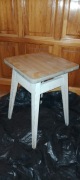 Taboret prl stołek 