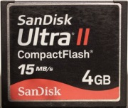 SanDisk CompactFlash 4 GB.