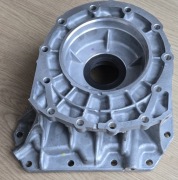 Jeep WK 2005-2010 łącznik reduktora ze skrzynią biegów. Chrysler. NOWY