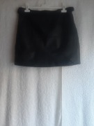 Czarna, krótka skórzana spódnica, r. M/L