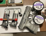 Walther PPQ na kule gumowe