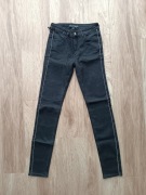 Czarne spodnie jeansy rurki z lampasami 34 skinny