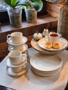 Promocja Talerze 18 el z kubkami szare, białe, burgund 99zl 1p