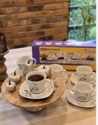 Zestaw 6 sztuk filiżanek ze spodkami VIOLET