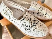 Renee epadryle białe buty koronkowe 37 nowe jasne płaskie