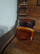 Porcelitowy mały  pojemnik z pokrywką z lat 70-tych- Pruszków