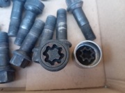 Śruby kół mercedes M14 45mm