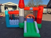 Zamki dmuchane z pompami - sprzedam (wybór 9 szt.)