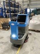 Szorowarka samojezdna FC75-B – bateryjna, dwu-szczotkowa 24V 2025 NOWA