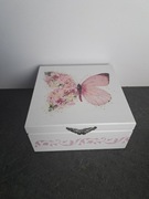 Szkatułka z motylem decoupage 