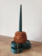 Heart Yarn Spinner, obrotowy stojak na włóczkę w kształcie serca - zielony