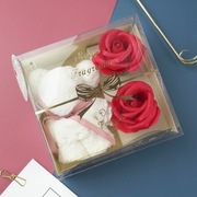 Zestaw prezentowy ręcznik + zapachowe kwiaty mydlane w ozdobnym pudełku