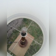 lampa stojąca drewniana