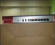 Router Zyxel USG110