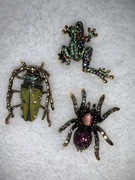 Sprzedam broszki z mojej  kolekcji nowe 