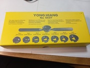 Zestaw kluczy do otwierania kopert