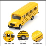 Autobus szkolny naciągany