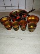 Komplet naczyń Chochłoma