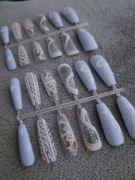 Własnoręcznie malowane tipsy 