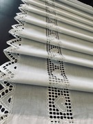 ECRU LAMBREKIN BAWEŁNIANY Z LŚNIĄCYM HAFTEM MASZYNOWYM